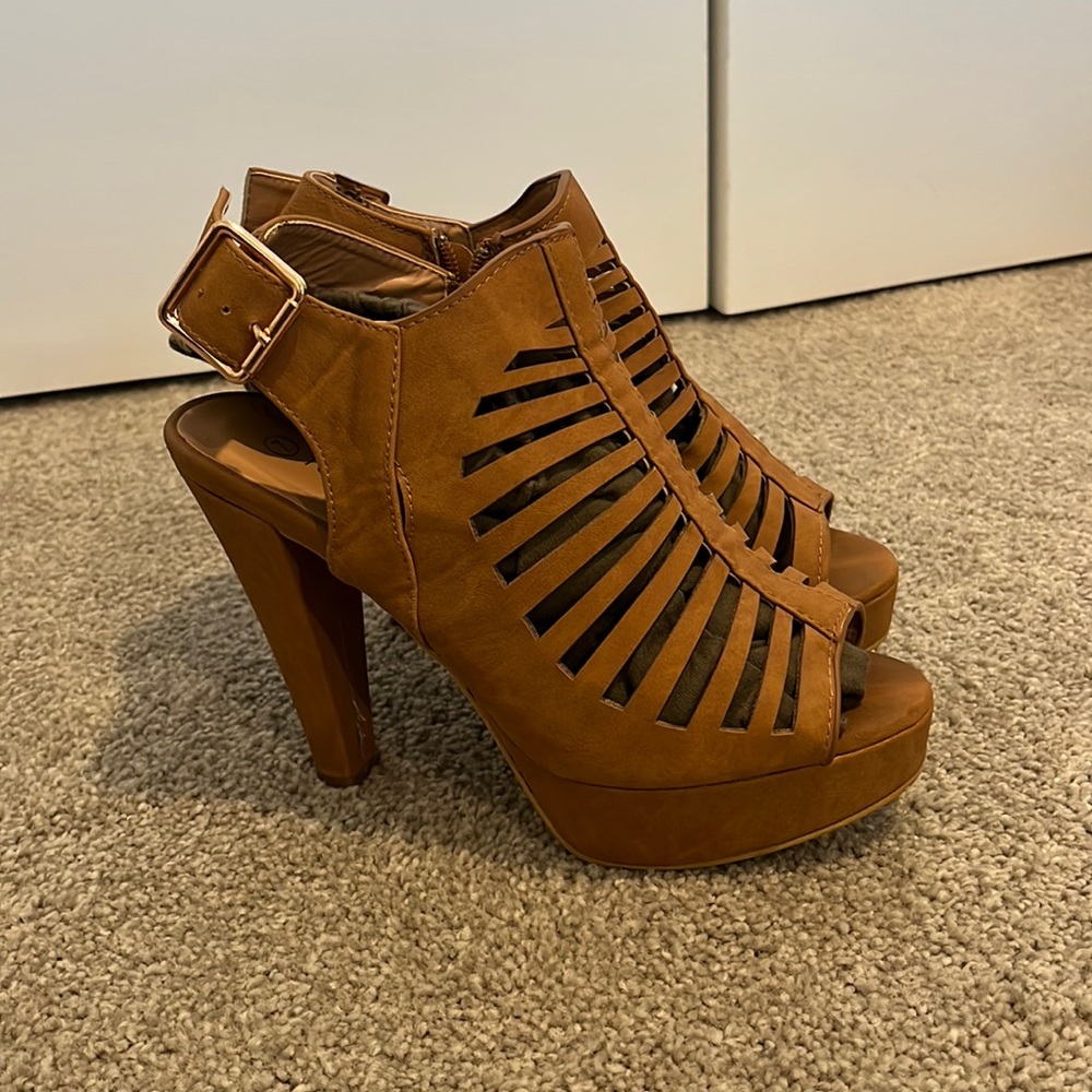 Top Moda Platform Heels